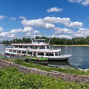 images/galerie-300/anlegestelle-vom-schiff-pfaelzerland-rhein-und-altrheinfahrten-in-speyer.jpg#joomlaImage://local-images/galerie-300/anlegestelle-vom-schiff-pfaelzerland-rhein-und-altrheinfahrten-in-speyer.jpg?width=300&height=300